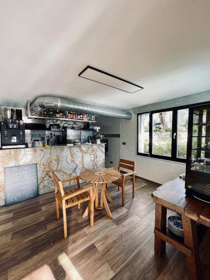 Escondida Bed and Breakfast Νίκαια Εξωτερικό φωτογραφία